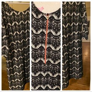 Black and white Lilly dress. Great for a wedding or event.